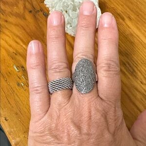 Lot of 2 sterling silver rings